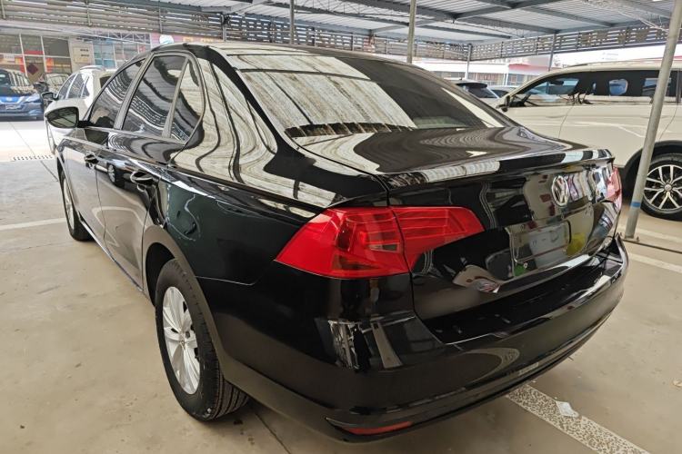 Used Volkswagen Bora 2017 1.6L Manual Fashion Model