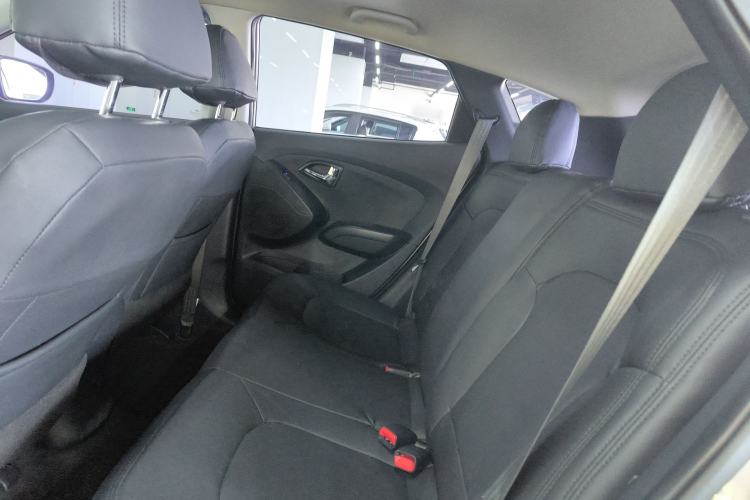 Used Hyundai ix35 2013 2.0L Automatic 2WD Comfort GL China IV Standard
