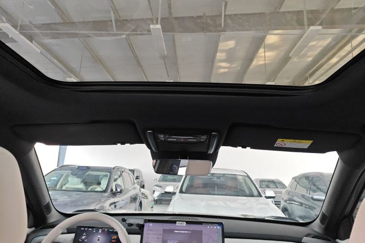 Used Formula Leopard Titanium 3 2025 501 km All-Wheel Drive Intelligent Driving Max Edition