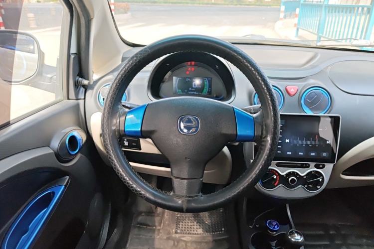 Used JMEV E200L 2018 E200L Standard Model (250 km)
