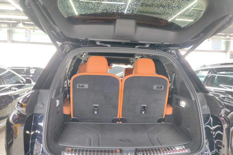 Used Li Auto L8 2024 Pro Model
