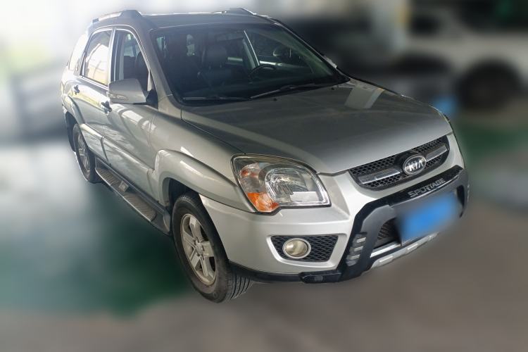 Used Kia Sportage 2009 2.0L Automatic Two-Wheel Drive GLS Front Right 45 Deg