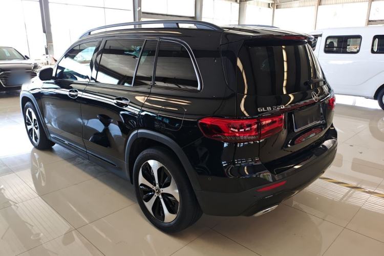 Used Mercedes-Benz GLB 2021 GLB 200 4MATIC
