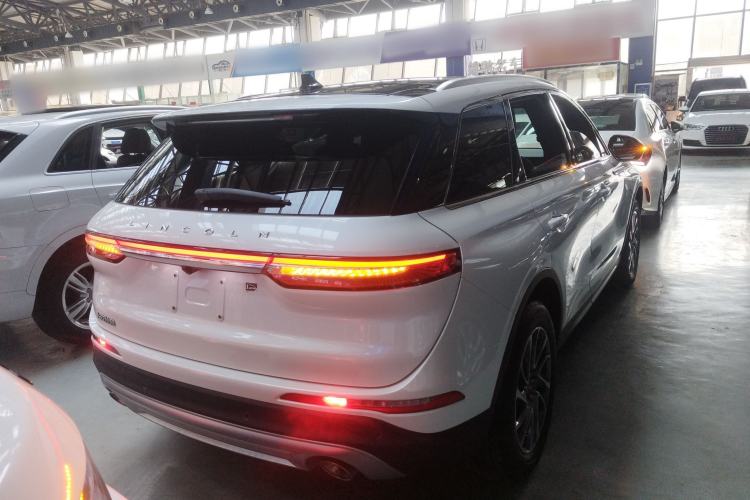 Used Lincoln Corsair 2021 2.0T Two-Wheel-Drive Luxury Edition Rear Right 45 Deg