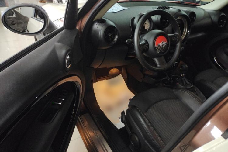 Used MINI Countryman 2014 1.6L COOPER Fun
