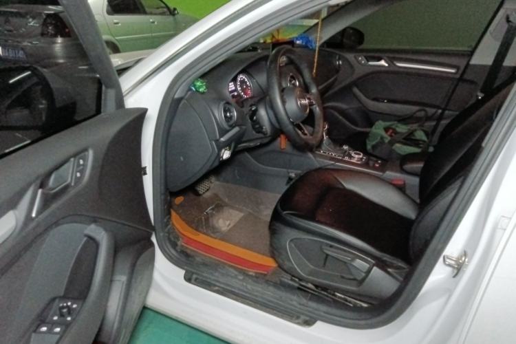 Used Audi A3 2020 Restyled Sportback 35 TFSI Entry-Level China VI Emission Standard Left Front Seat