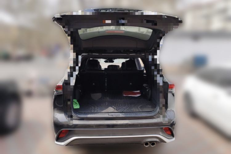 Used Toyota Crown Kluger 2024 2.5L HEV Two-Wheel Drive Luxury Edition Trunk