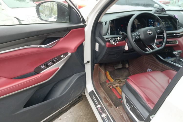 Used CHANGAN CS75 PLUS 2021 1.5T Automatic Luxury Version Driver Seat