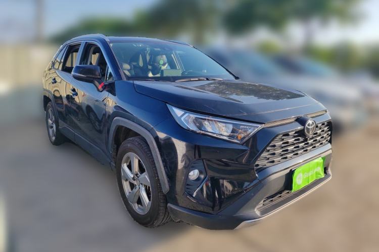 Used Toyota RAV4 2021 2.0L CVT Two-Wheel Drive Fashion Edition
