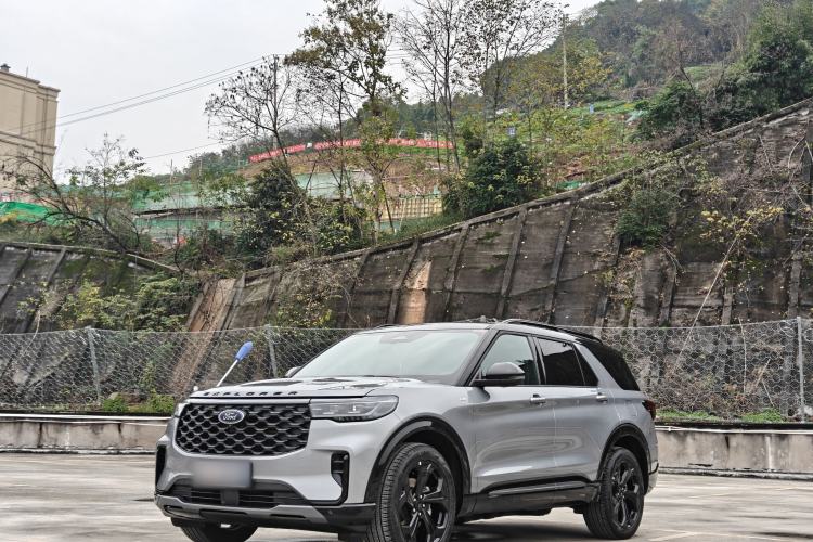 Used Ford Explorer 2024 2.3T EcoBoost All-Wheel Drive ST-LINE 6-Seater