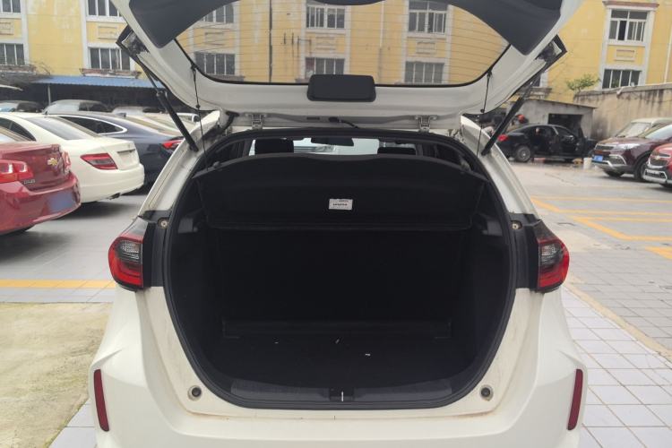 Used Honda Fit 2021 1.5L CVT Trend Edition Trunk