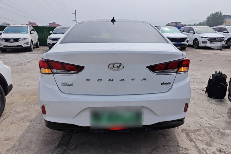 Used Hyundai Sonata Plug-in Hybrid 2018 2.0 PHS Smart Connect Version China VI Standard