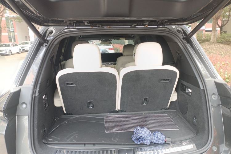 Used Li Auto L8 2023 Pro Model Trunk