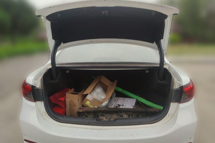 Used Mazda Atenza 2017 2.0L Blue Sky Luxury Edition Trunk