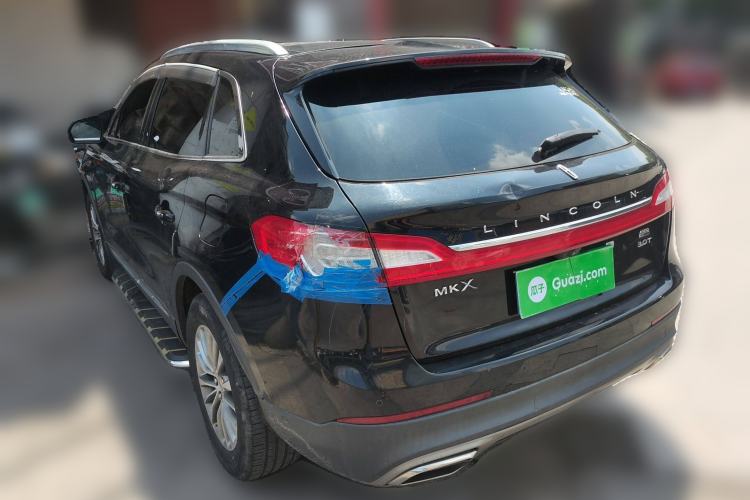 Used Lincoln MKX 2015 2.0T Two-Wheel Drive Deluxe Edition
