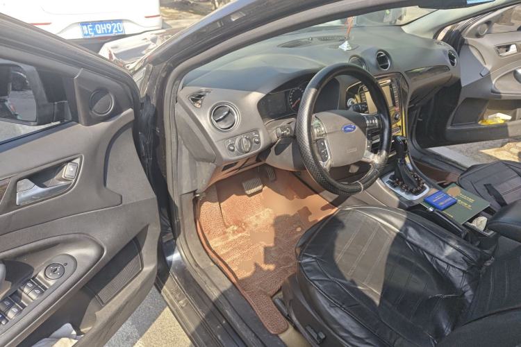 Used Ford Mondeo 2011 2.3L Luxury Model