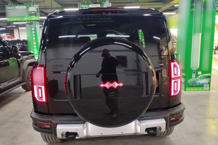 Used Formula Leopard 5 2023 Navigator Edition