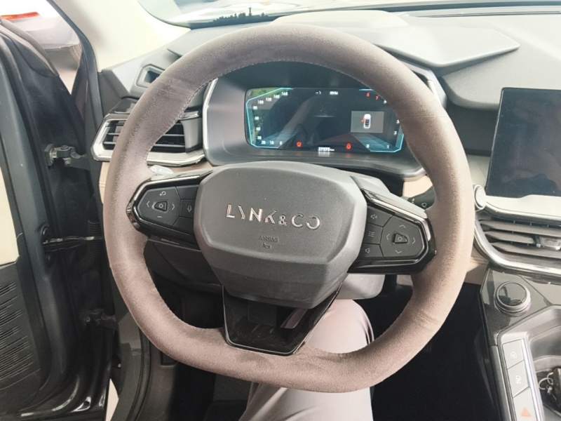 Used Lynk & Co 06 EM-P 2020 PHEV Plus — 10