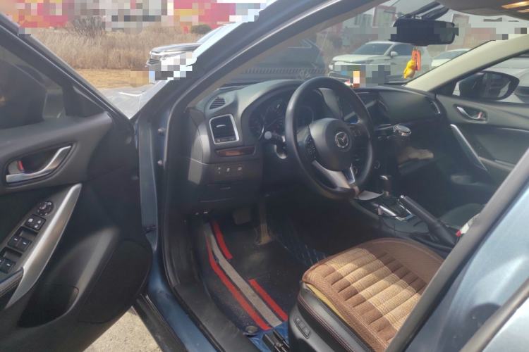 Used Mazda Atenza 2015 2.0L Blue Sky Luxury Edition Driver Seat