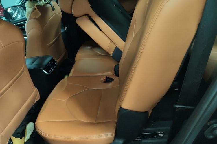 Used Toyota Highlander 2023 2.5L Smart Electric Hybrid Dual-Engine 4x4 Elite Edition 7 Seats