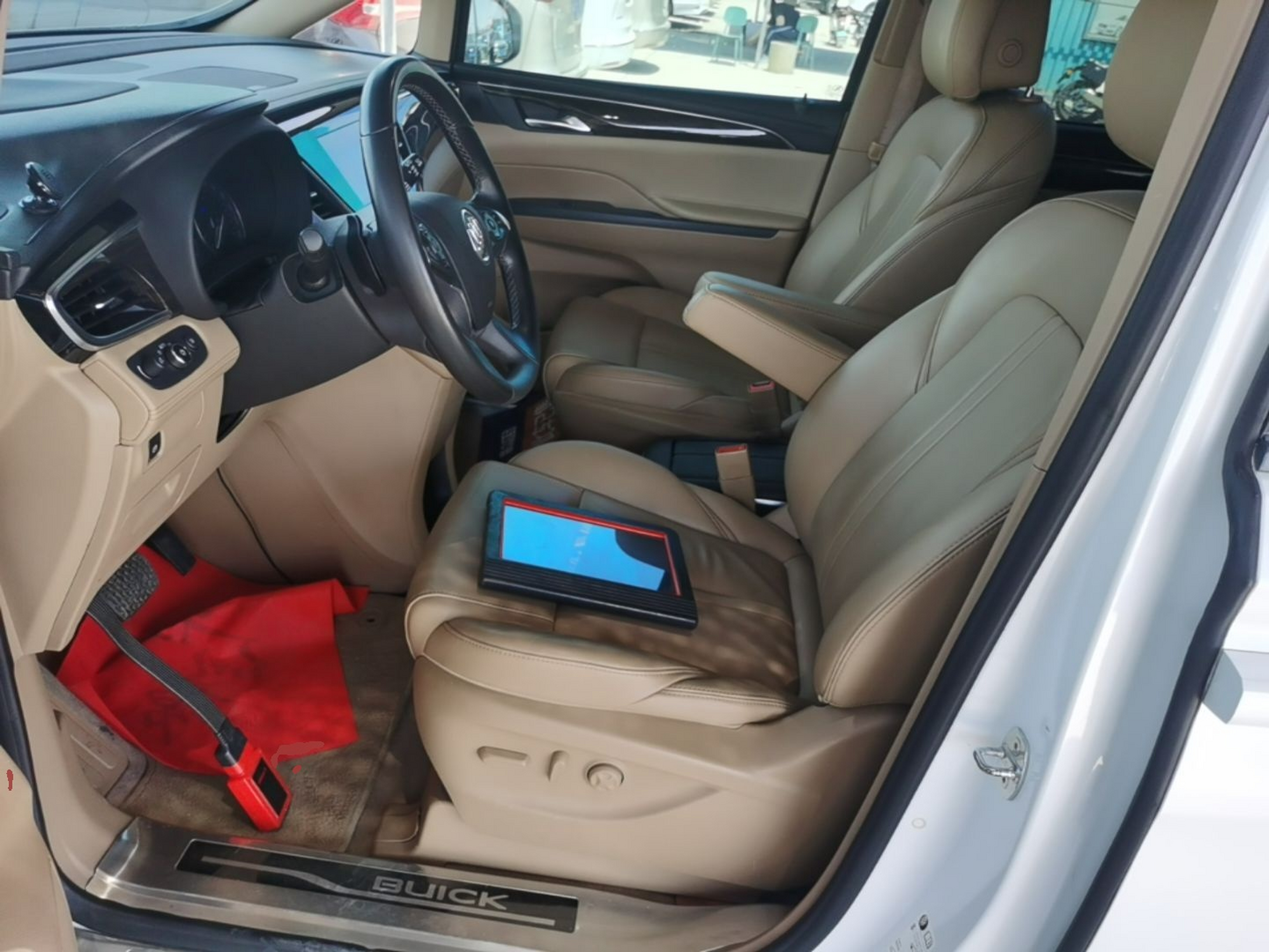 Interior delantero