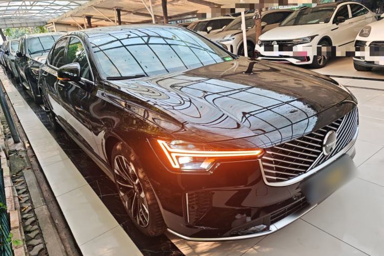 Used Volvo S90 2026 B5 Zhiya Luxury Edition