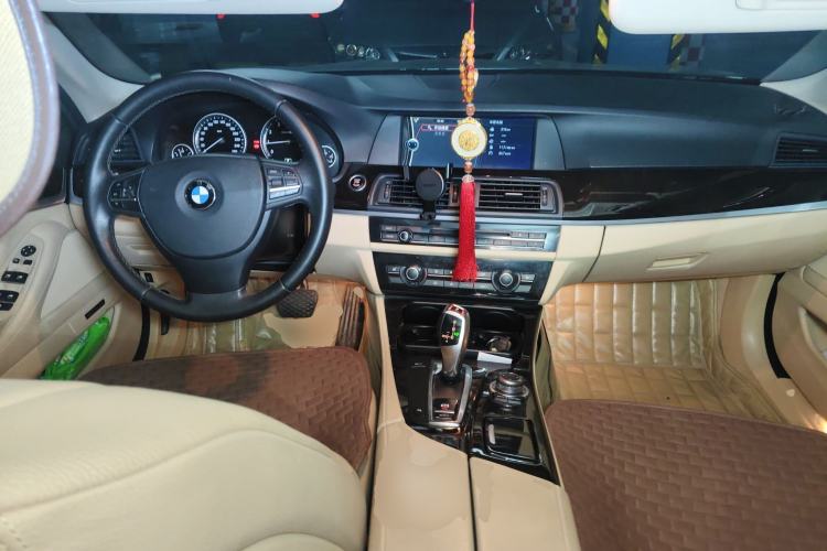 Used BMW 5 Series 2012 523Li Luxury Model
