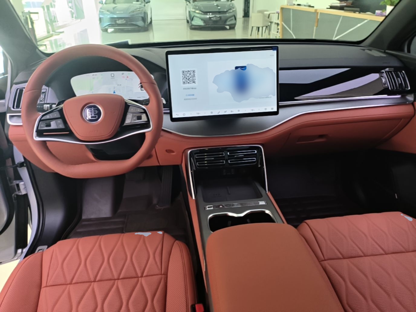 BYD Tang New Energy 2025 Model Smart Drive Version DM-i 175KM Prestige Version — снимка 12