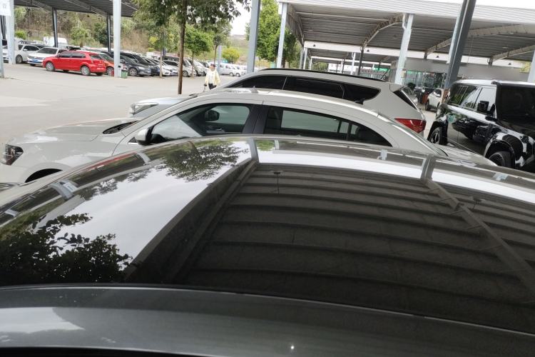 Used CHANGAN UNI-V 2023 1.5T Prestige Model
