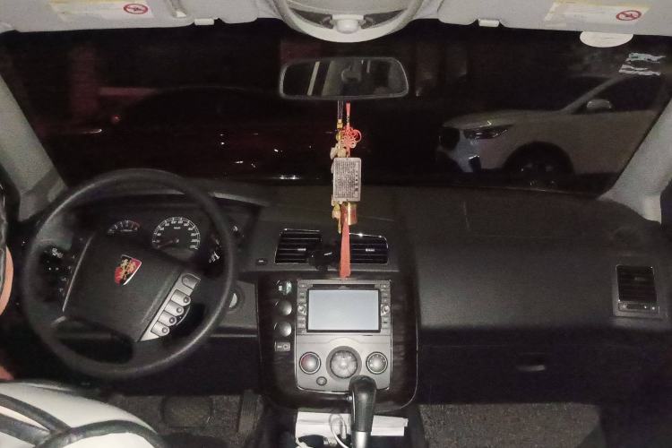 Used Roewe W5 2014 1.8T 2WD Automatic Tharu Special Edition