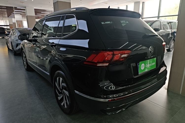 Used Volkswagen Tiguan L 2024 Outstanding Model 300TSI Automatic Two-Wheel Drive Longteng Edition Rear Left 45 Deg
