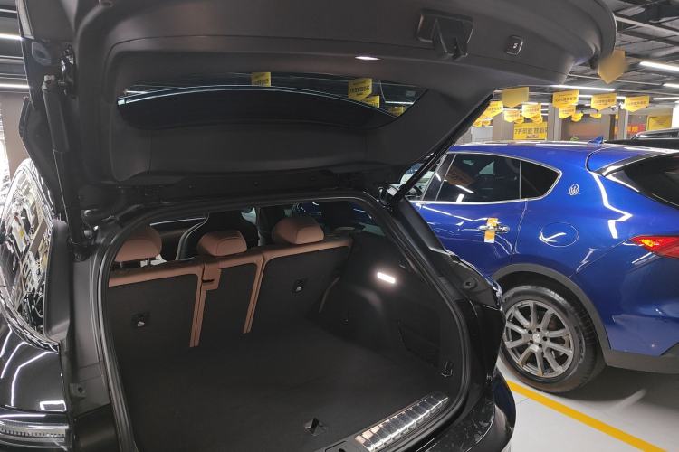 Used Nio ES6 2024 75 kWh Trunk