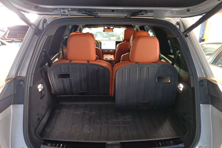 Used Li Auto L9 2022 Max model