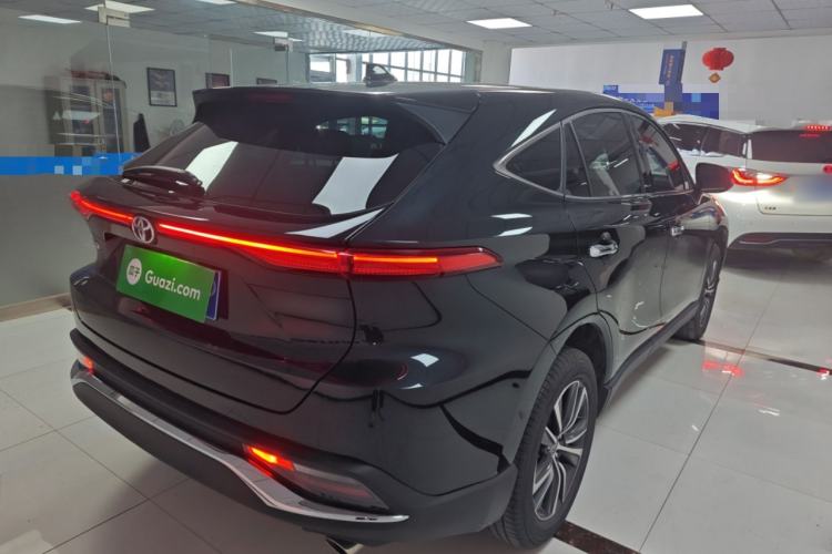 Used Toyota Harrier 2023 2.0L CVT Two-Wheel Drive Entry Version
