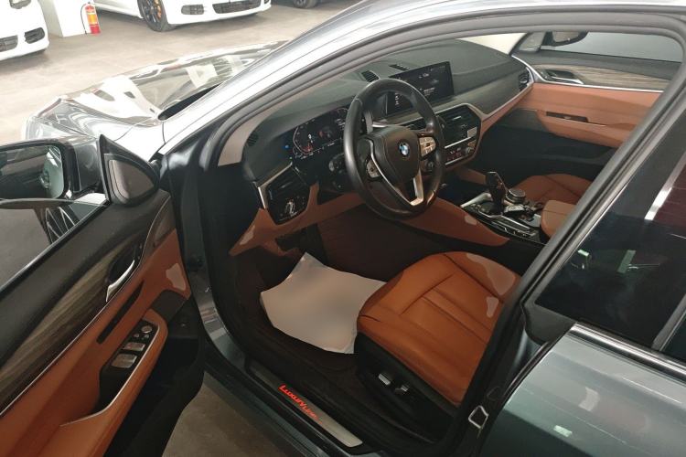 Used BMW 6 Series GT 2020 630i Luxury Design Package Driver Seat
