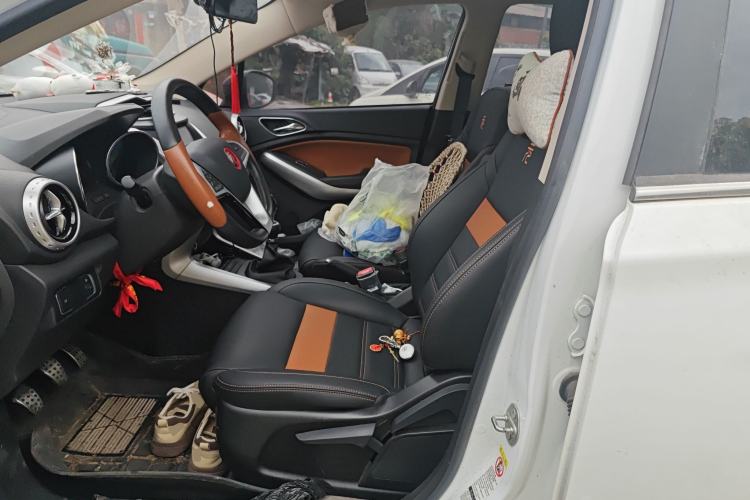 Used BYD Yuan 2017 1.5L Manual with Panoramic Sunroof