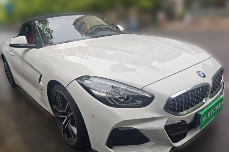 Used BMW Z4 2022 sDrive 25i M Sport Package Front Right 45 Deg