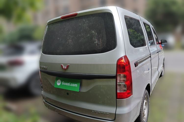 Used Wuling Hongguang V 2022 1.5L Jingqu Edition Electric-Assist LAR Rear