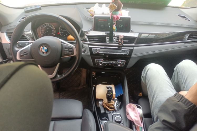 Used BMW X2 2018 sDrive25i Leading Model M Sport Package China V Center Console