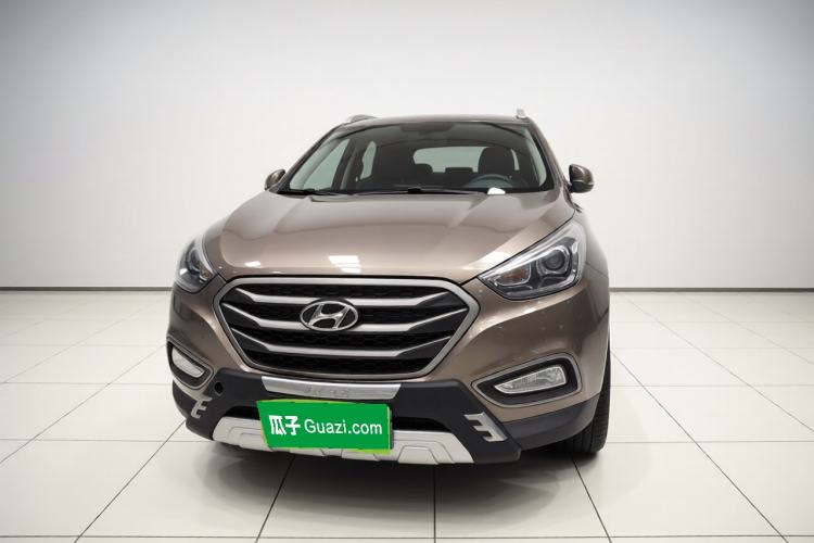 Used Hyundai ix35 2013 2.0L Automatic Two-Wheel Drive Smart GLS China IV Standard Exterior 1