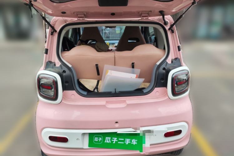 Used Bestune Pony 2024 170km Range Energizing Horse Trunk