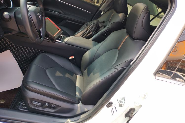 Used Toyota Camry 2023 2.0G Luxury Edition Left Front Seat