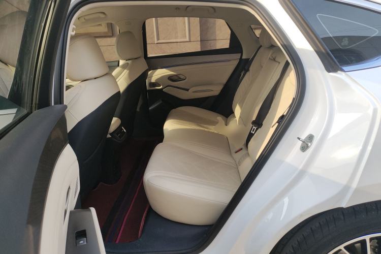 Used BYD Qin L 2024 DM-i 120KM Excellence Model
