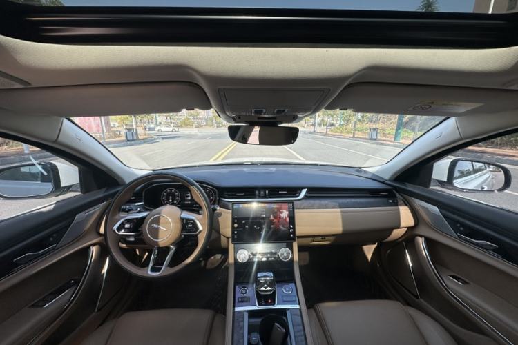 Used Jaguar XFL 2024 2.0T P250 Two-Wheel Drive Prestige Luxury Edition