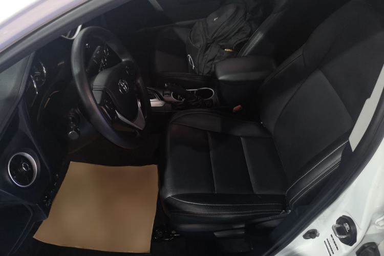 Used Toyota Levin 2017 Revised 185T CVT Elite Edition China V Standard Left Front Seat