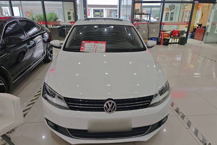 Used Volkswagen Sagitar 2012 1.4TSI Automatic Luxury Edition