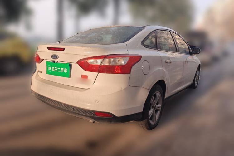 Used Ford Focus 2012 Sedan 1.6L Manual Fashion Edition