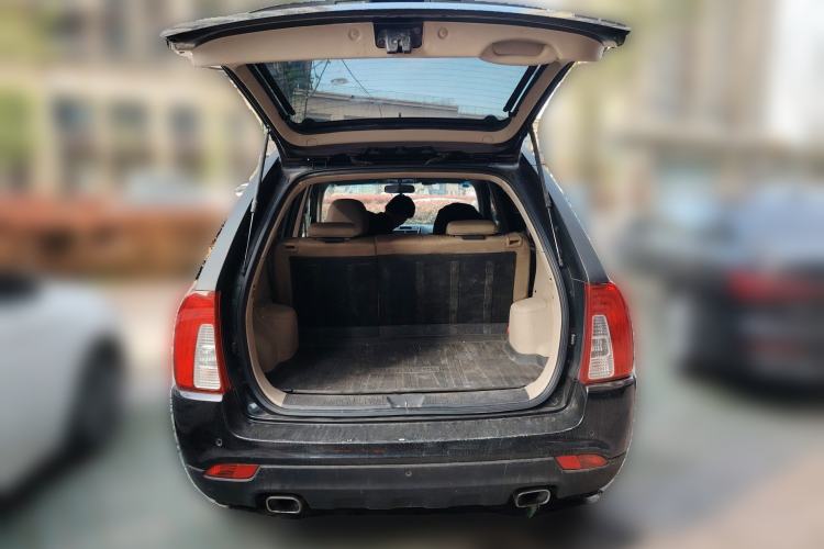 Used Kia Sportage 2013 2.0L Manual Two-Wheel Drive GL Trim Trunk