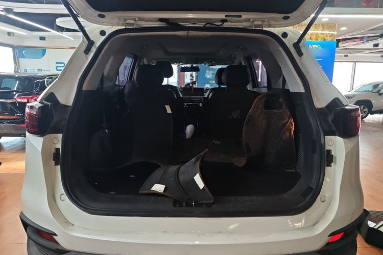 Used SOL X8 2021 300T DCT Luxury Smart Connect Edition 6 Seats