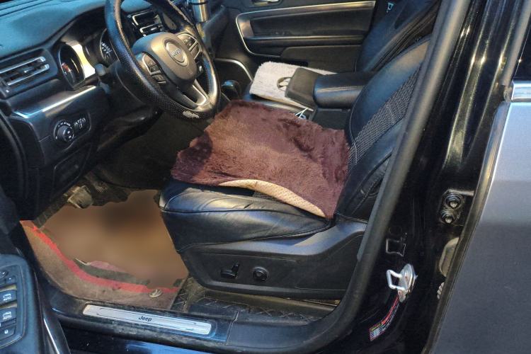 Used Jeep Grand Commander 2018 2.0T Four-Wheel Drive Enjoyment Edition China VI
